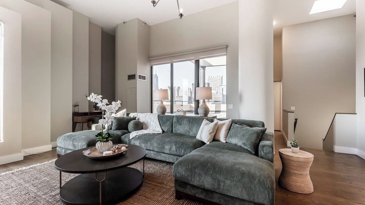 Photo of Livingroom in Printers Row