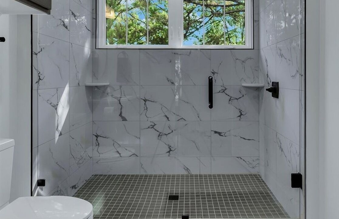 Photo of Bathroom in Eureka Springs