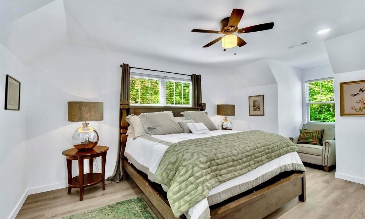Photo of Bedroom in Eureka Springs