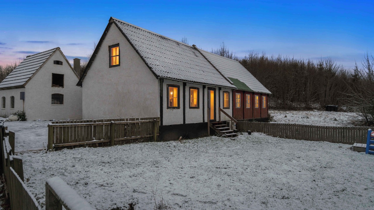 Photo of Others in Ronne