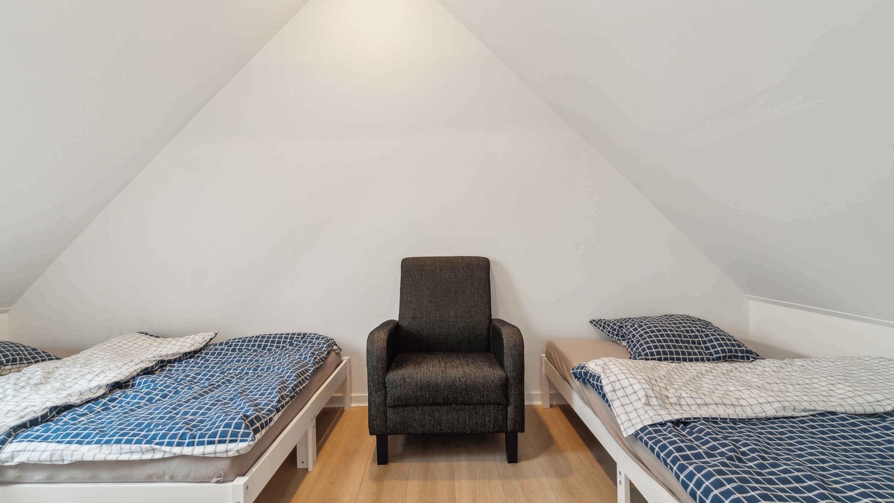 Photo of Others in Ronne