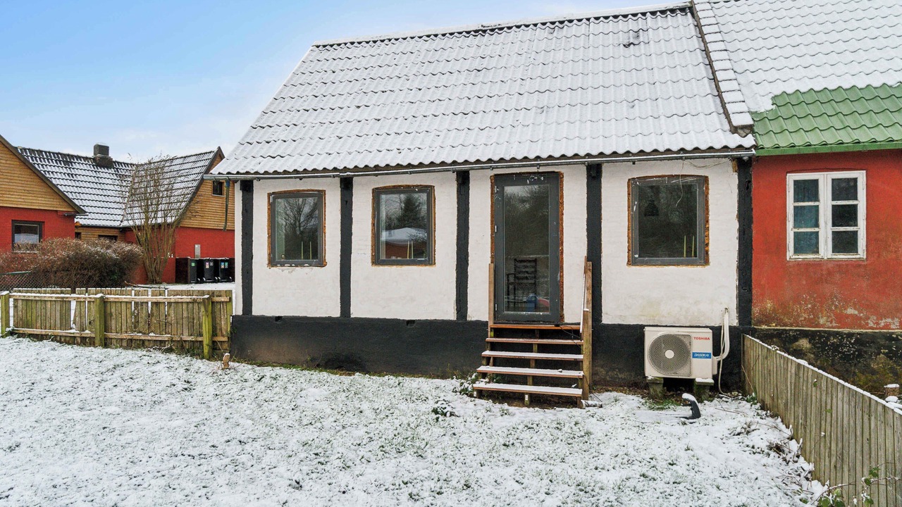 Photo of Others in Ronne