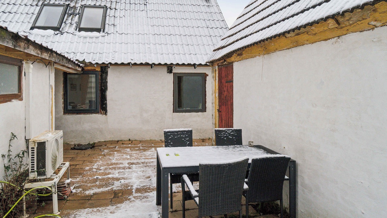 Photo of Others in Ronne