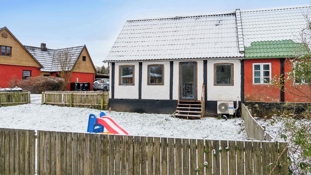 Photo of Others in Ronne