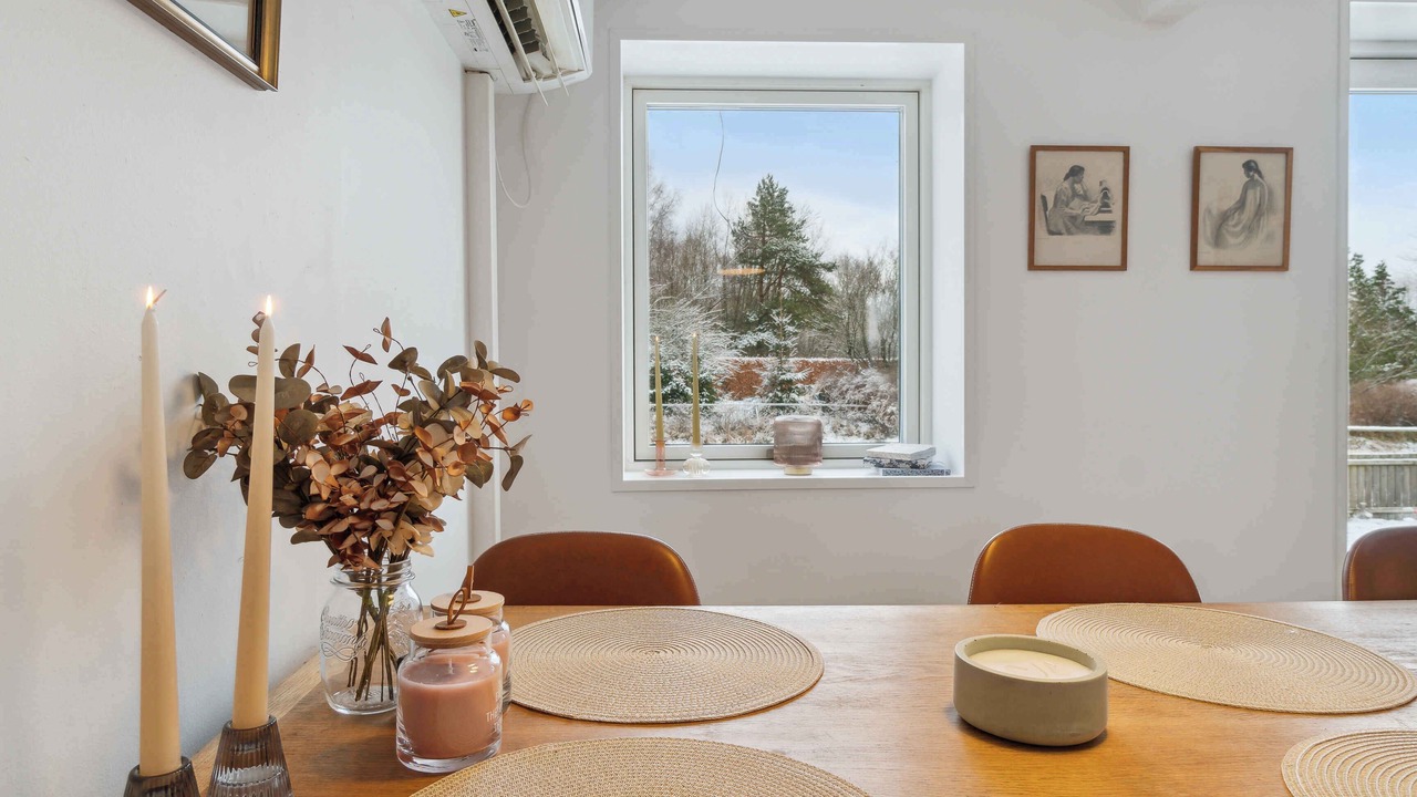 Photo of Others in Ronne