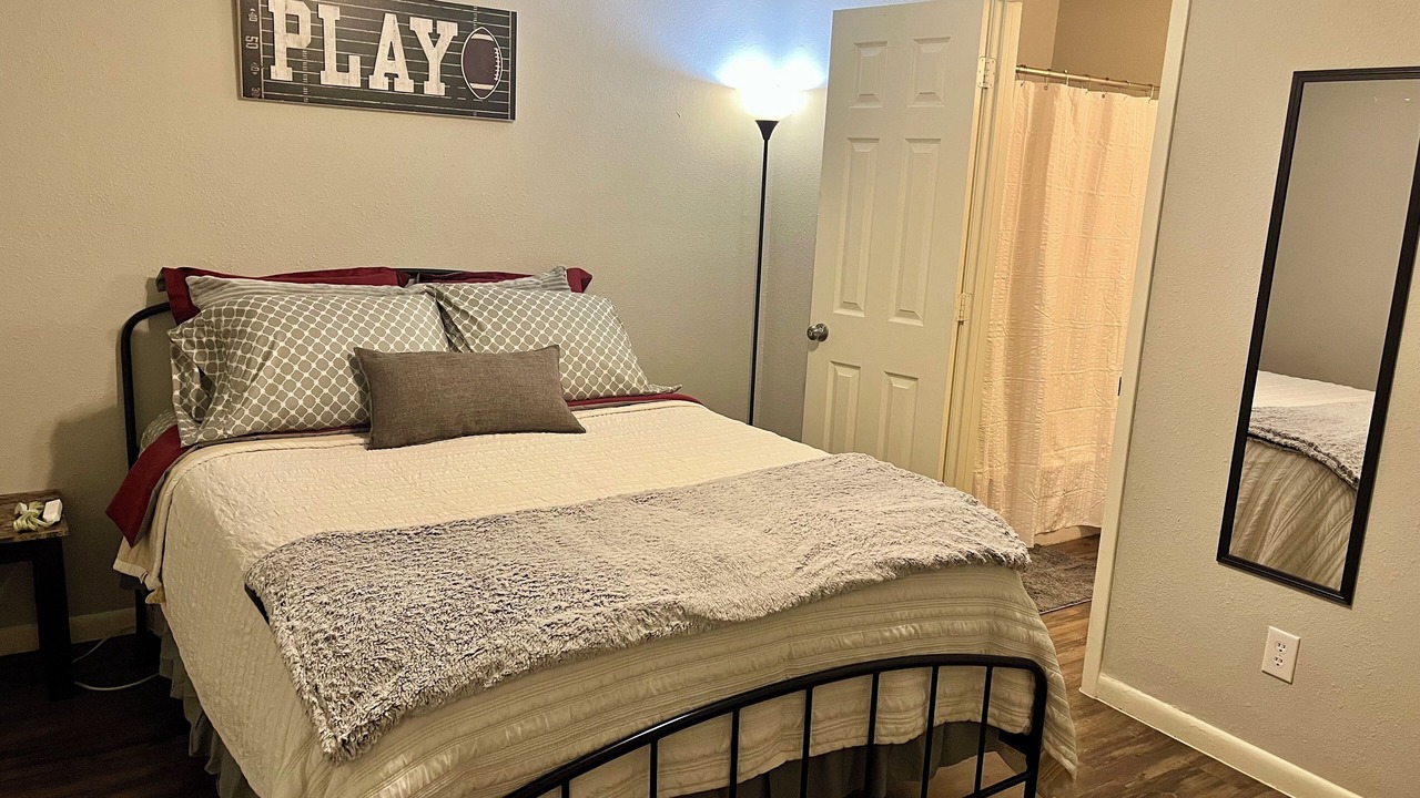 Photo of Bedroom in College Station