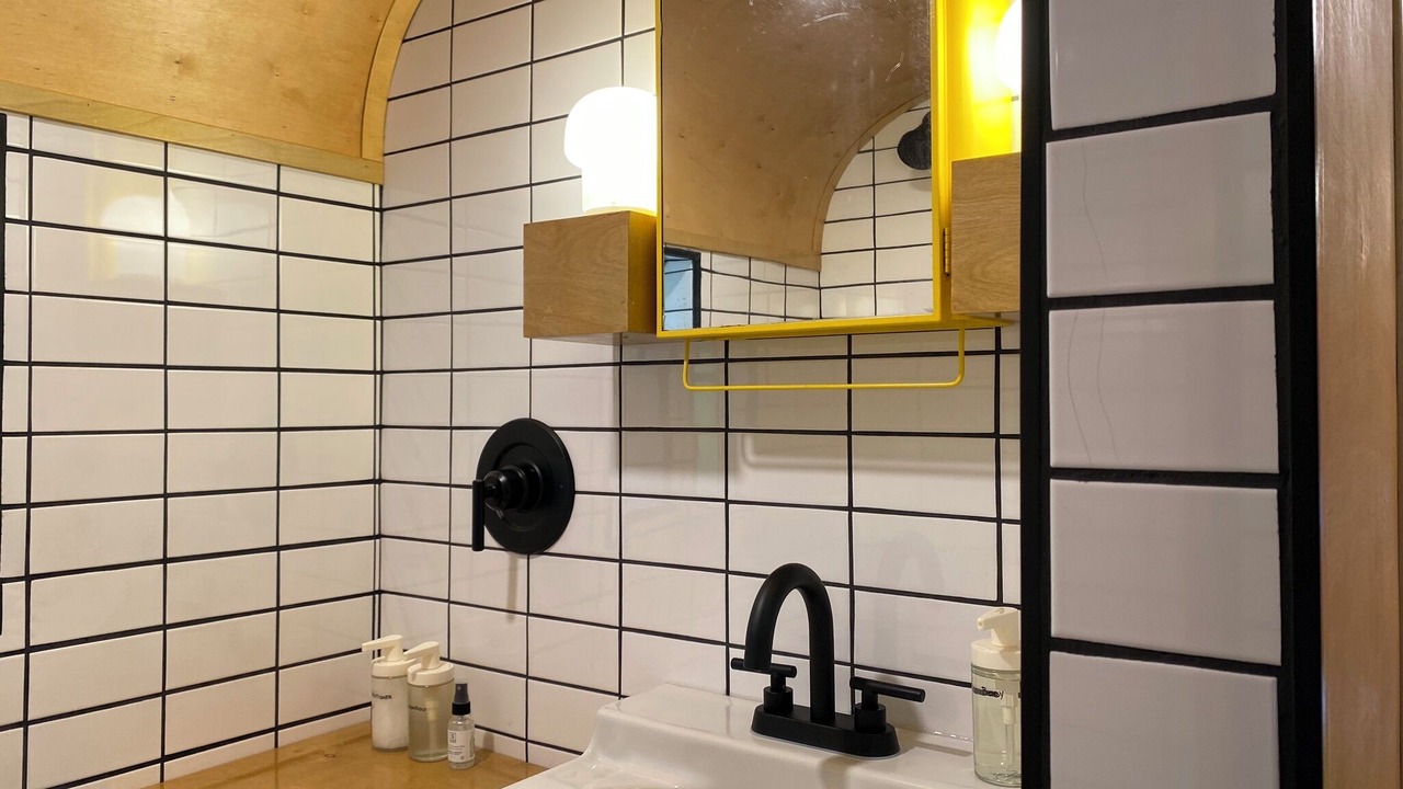 Photo of Bathroom in Sioux Narrows Nestor Falls
