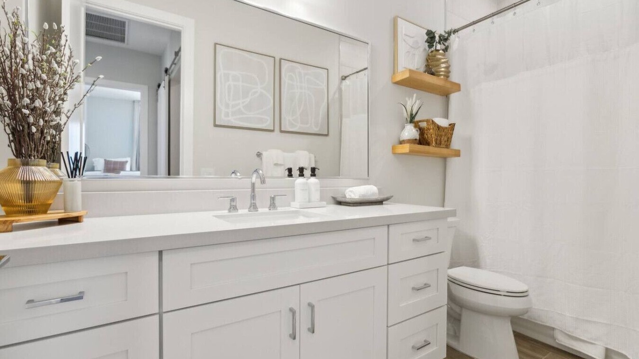 Photo of Bathroom in Pinnacle Peak