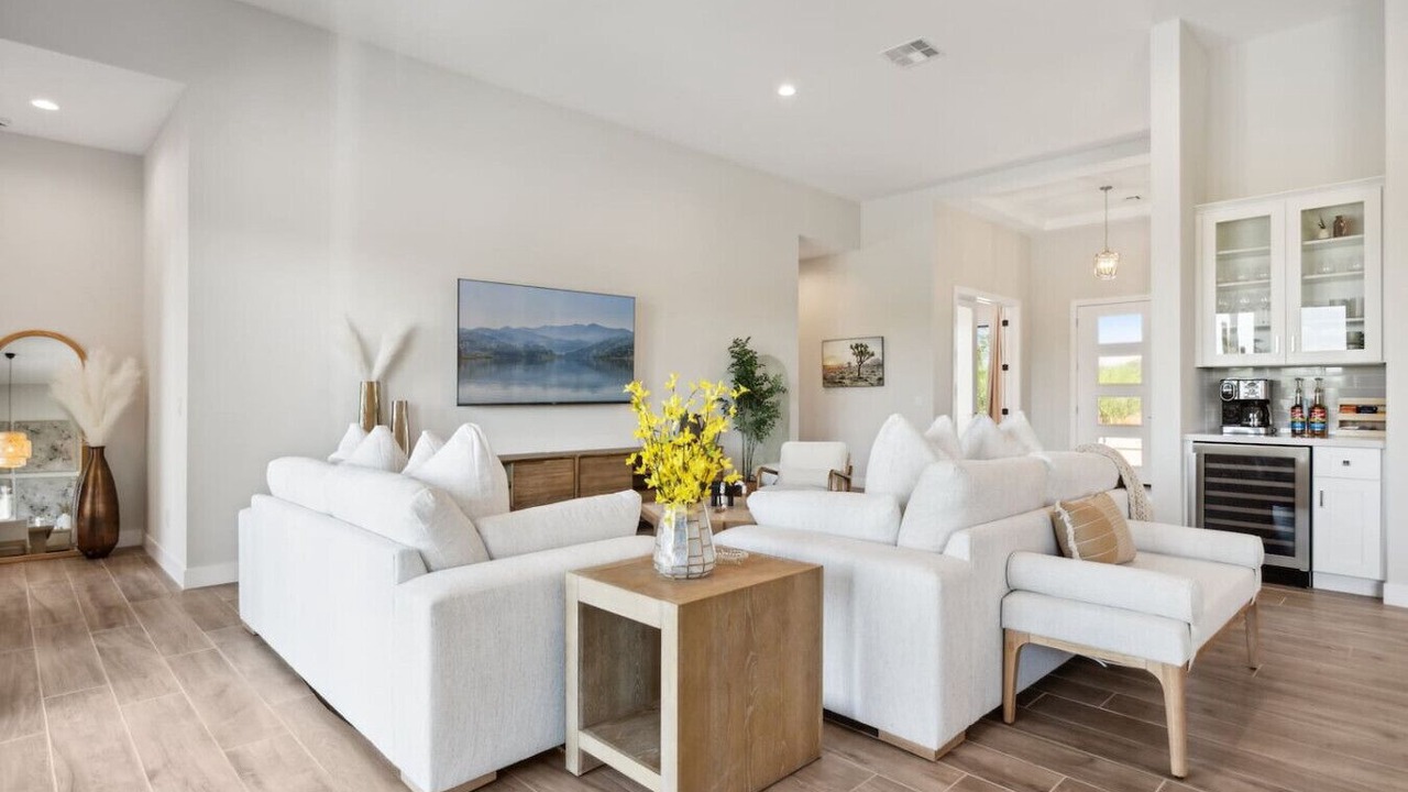 Photo of Livingroom in Pinnacle Peak