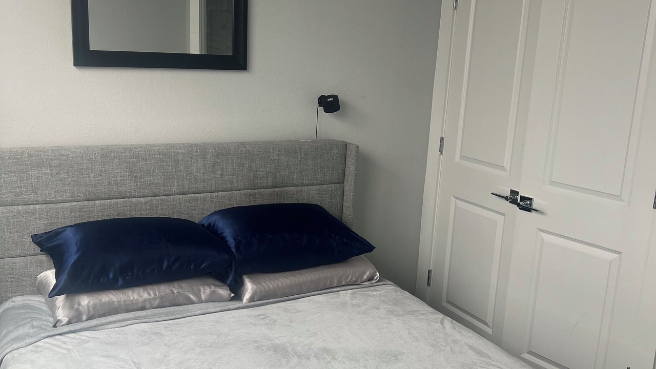 Photo of Bedroom in Greater Greenspoint