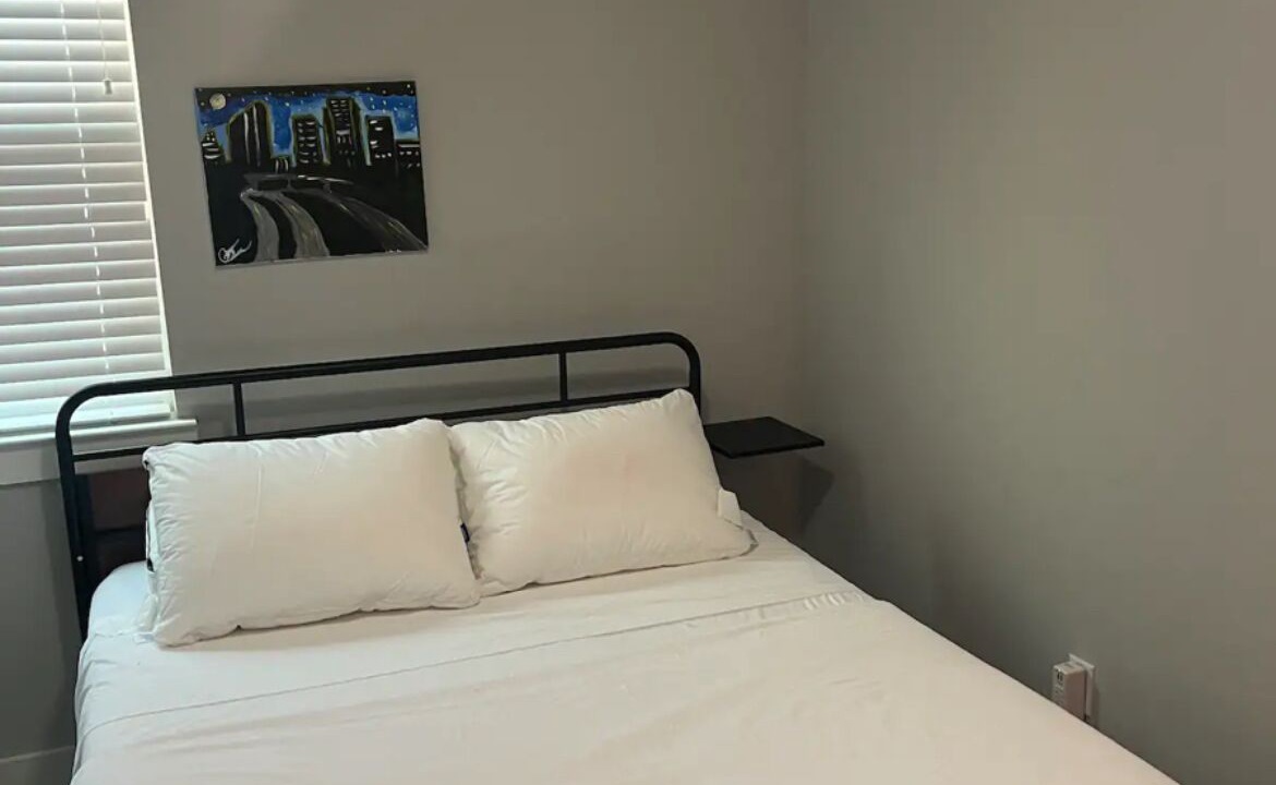 Photo of Bedroom in Greater Greenspoint