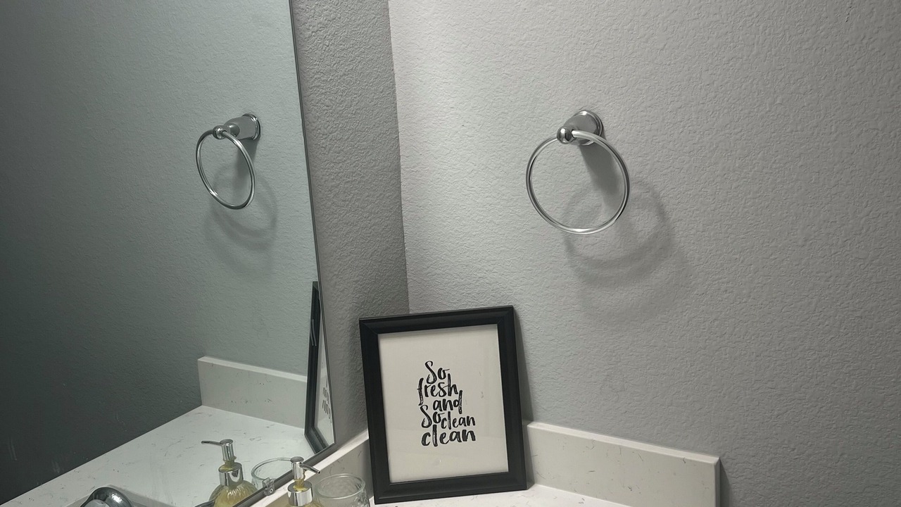 Photo of Bathroom in Greater Greenspoint