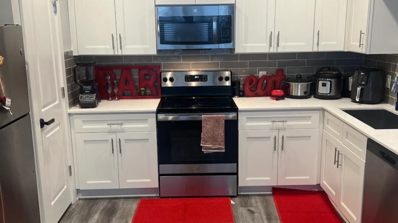 Photo of Kitchen in Greater Greenspoint