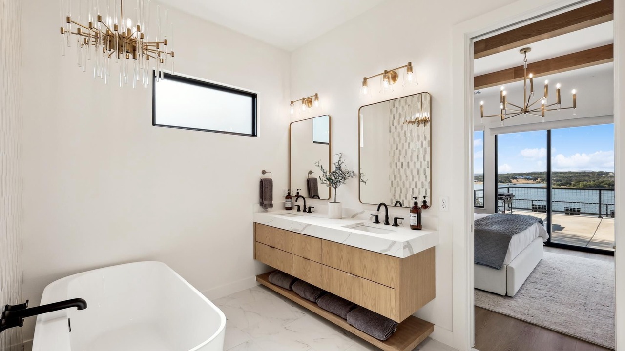 Photo of Bathroom in Palo Pinto County