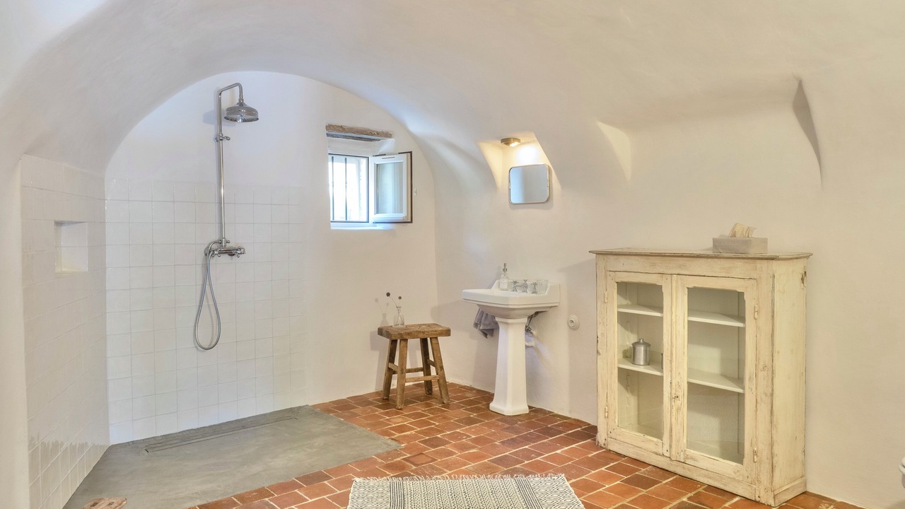 Photo of Bathroom in La Bruguiere