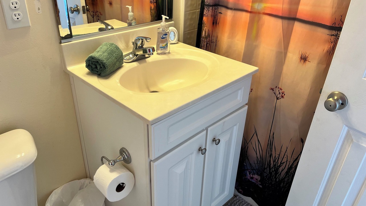 Photo of Bathroom in North Camellia Acres