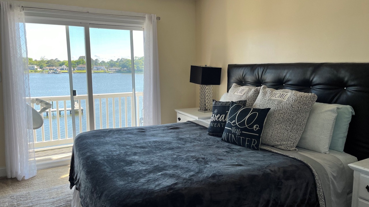 Photo of Bedroom in North Camellia Acres