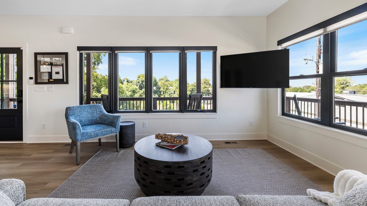 Photo of Livingroom in Clifton Heights