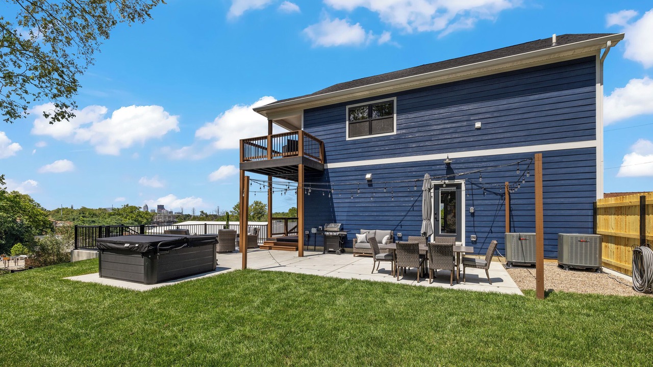 Photo of Outdoor in Clifton Heights