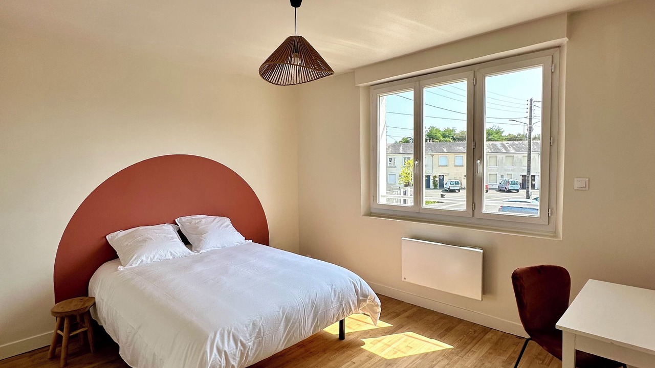 Photo of Bedroom in Justices