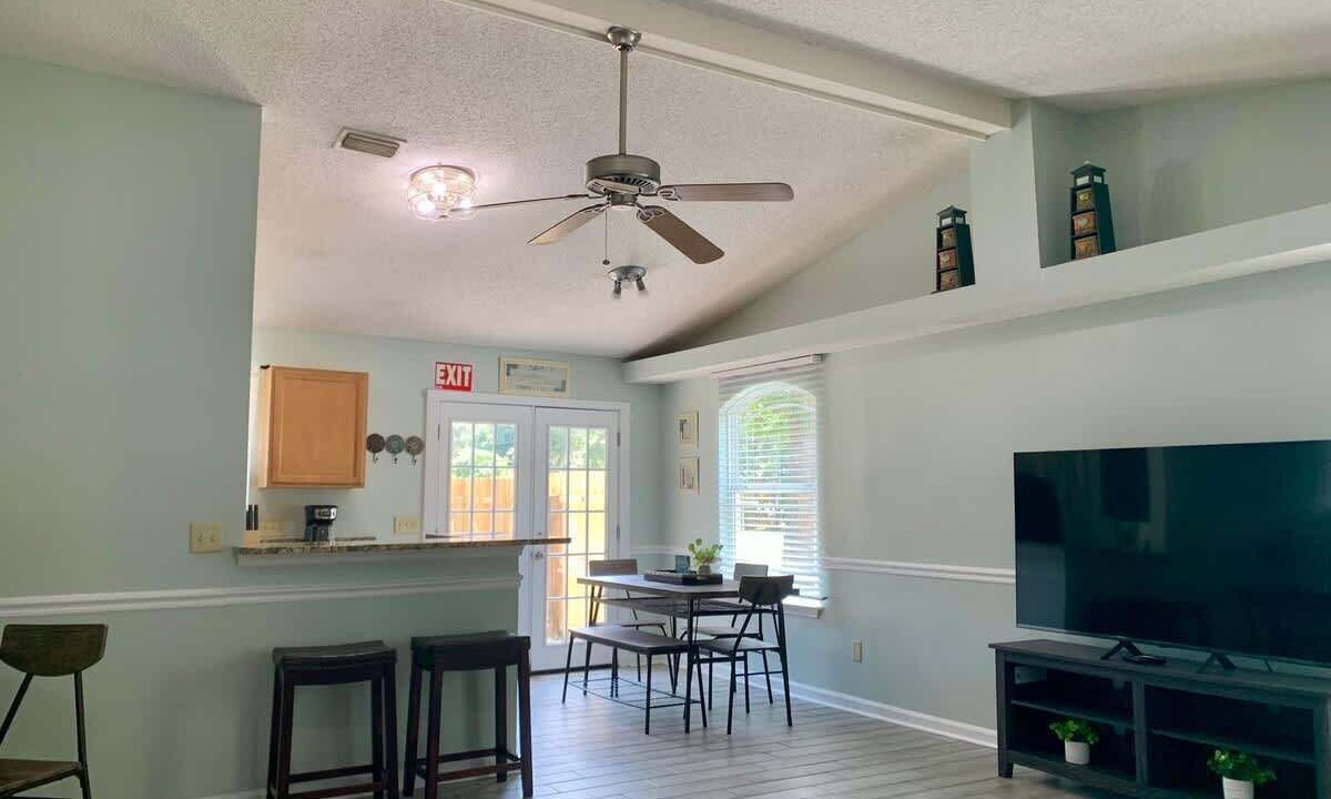 Photo of Bedroom in St. Marys