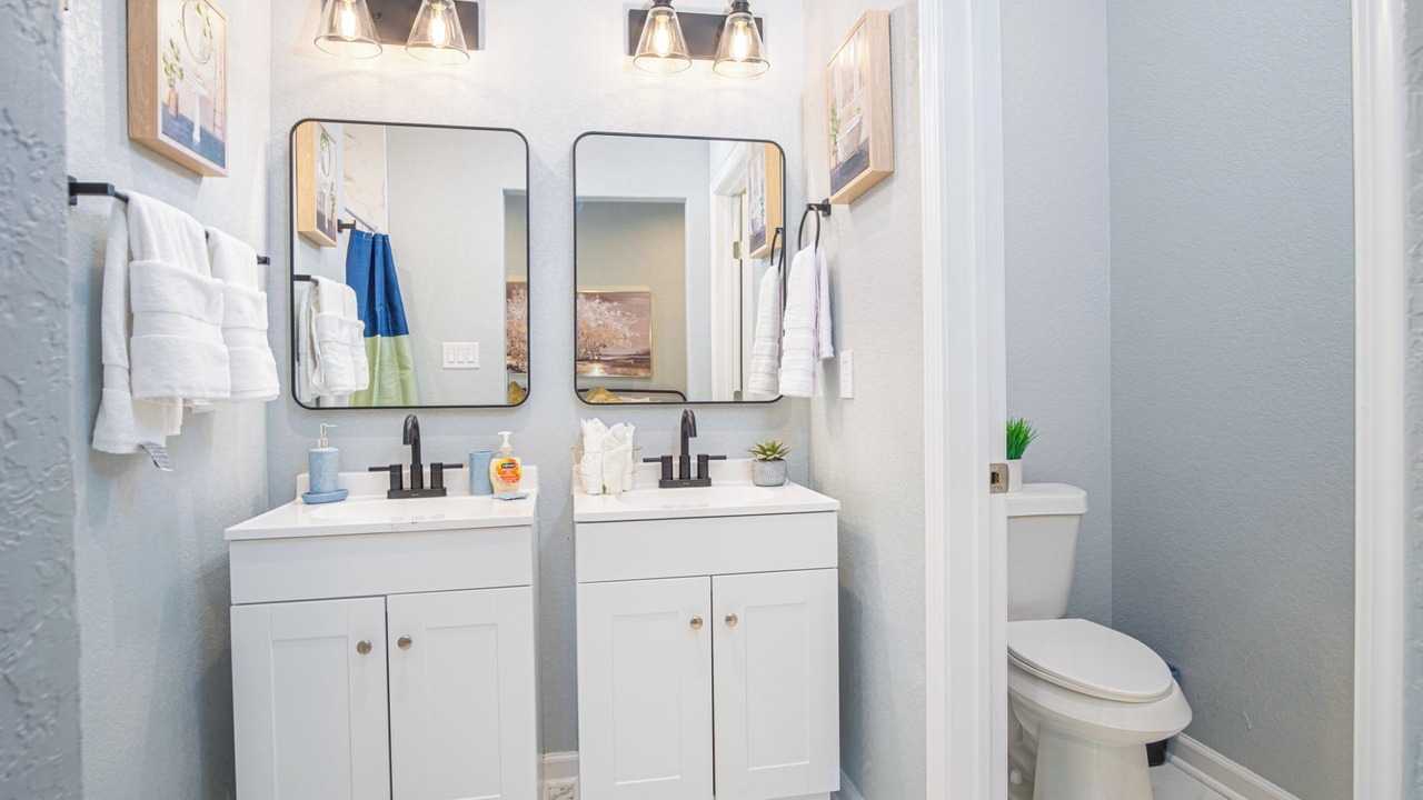 Photo of Bathroom in Denver Heights