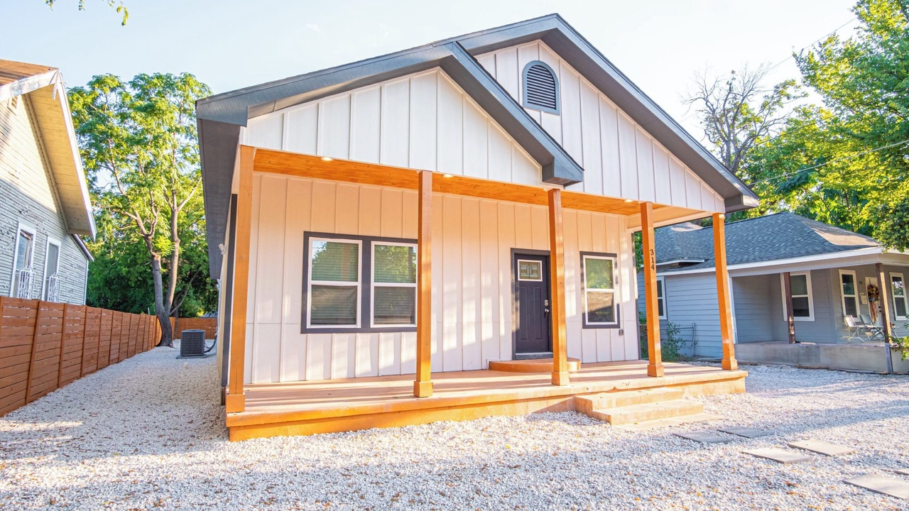 Photo of Outdoor in Denver Heights