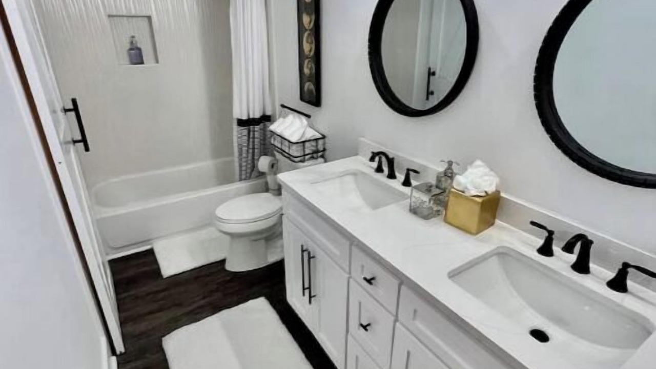 Photo of Bathroom in Gainesville