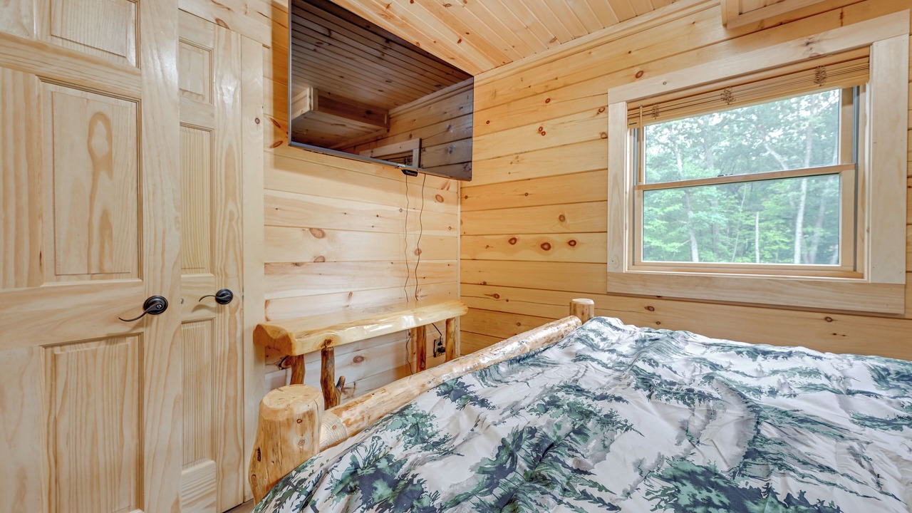 Photo of Bedroom in Adams