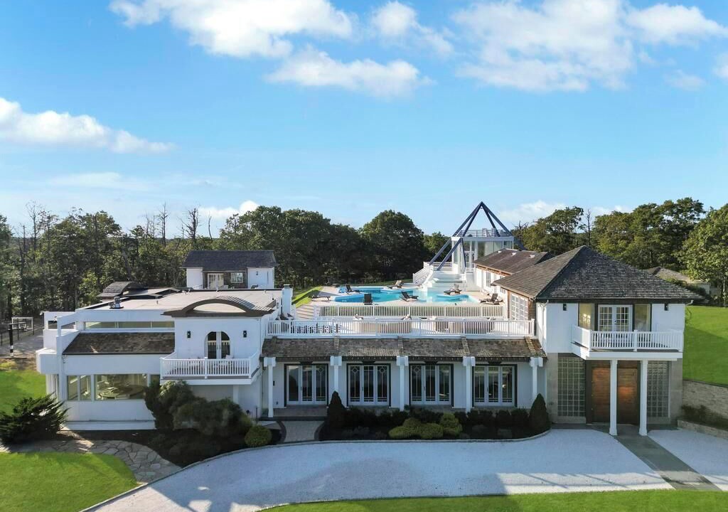 Photo of Outdoor in Water Mill