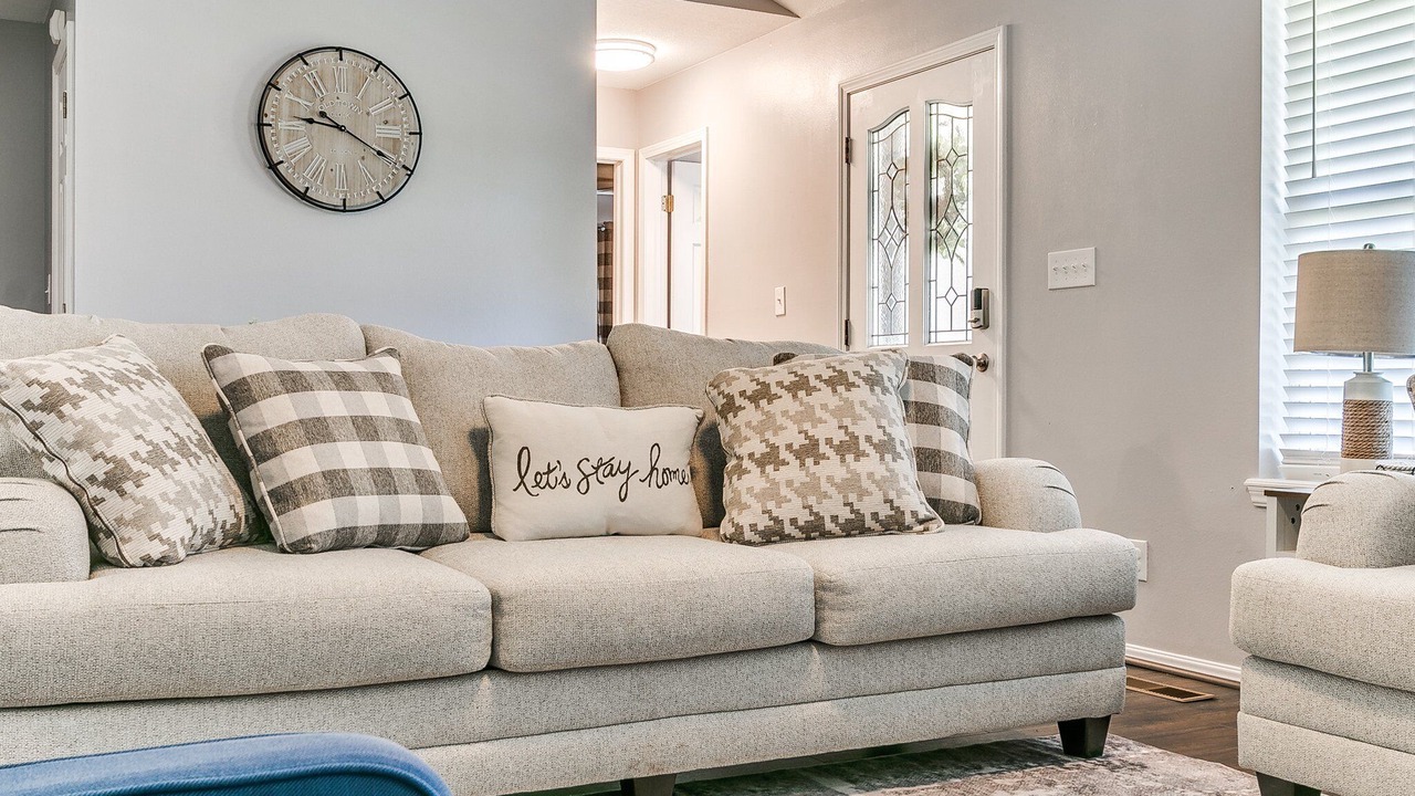 Photo of Livingroom in Bristow