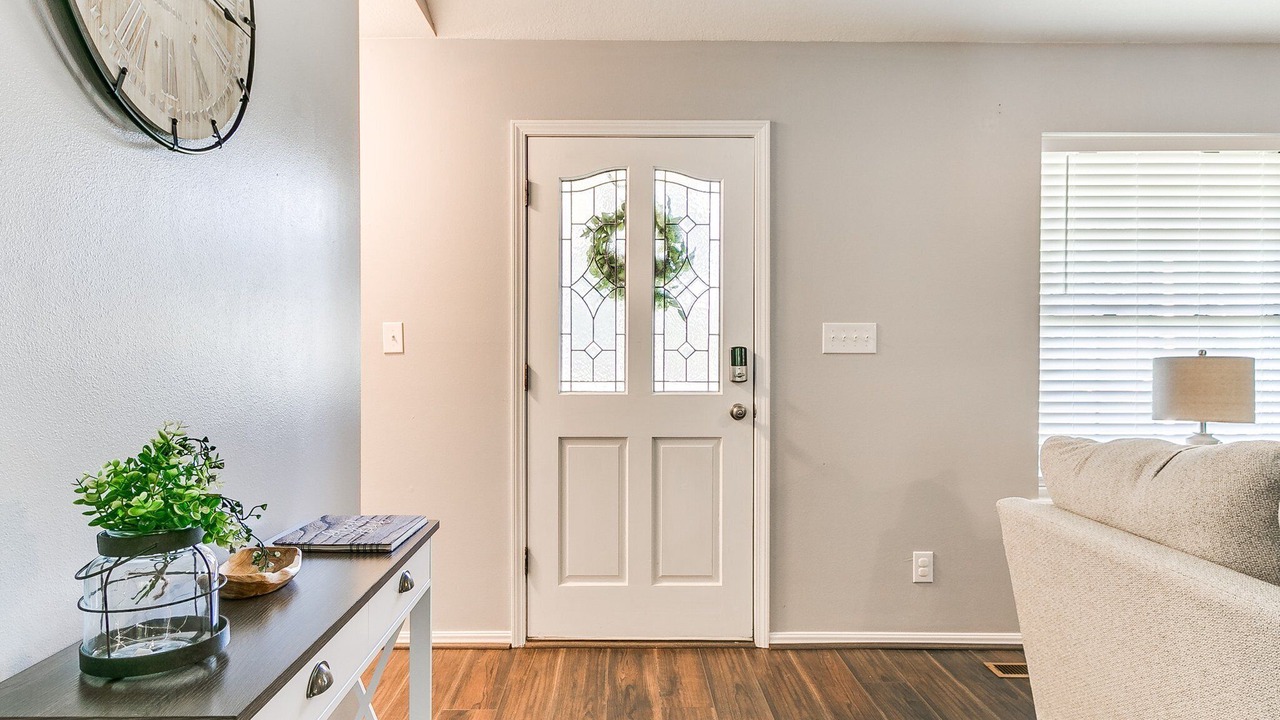 Photo of Livingroom in Bristow
