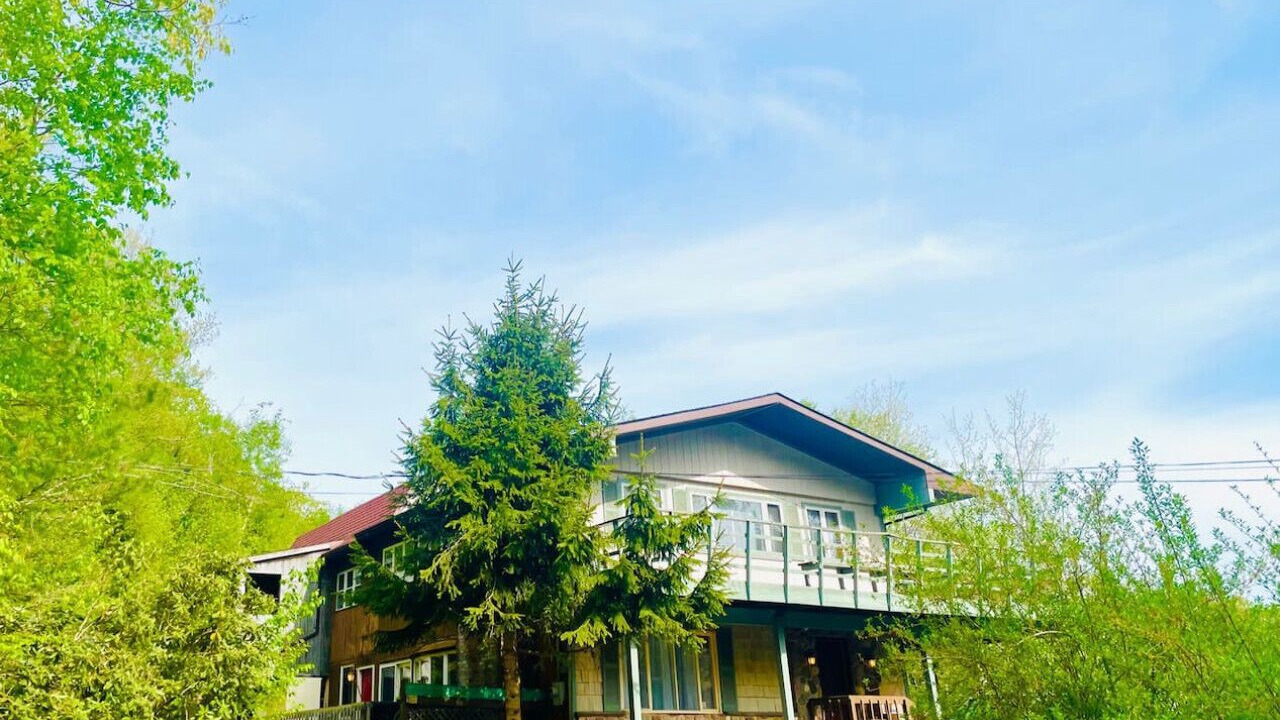 Photo of Others in Highmount