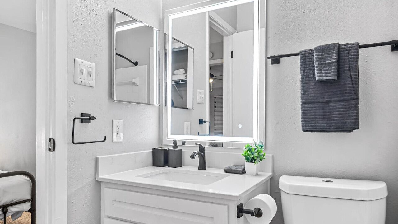 Photo of Bathroom in Brentwood