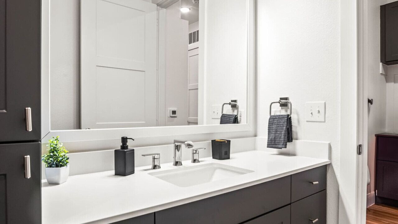 Photo of Bathroom in West Oak Hill