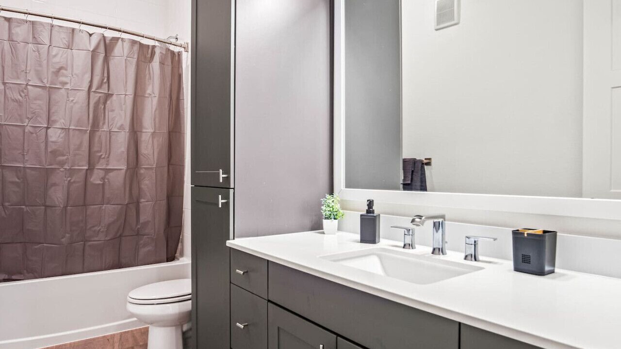 Photo of Bathroom in West Oak Hill