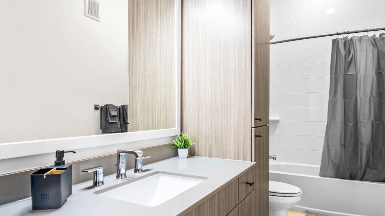 Photo of Bathroom in West Oak Hill