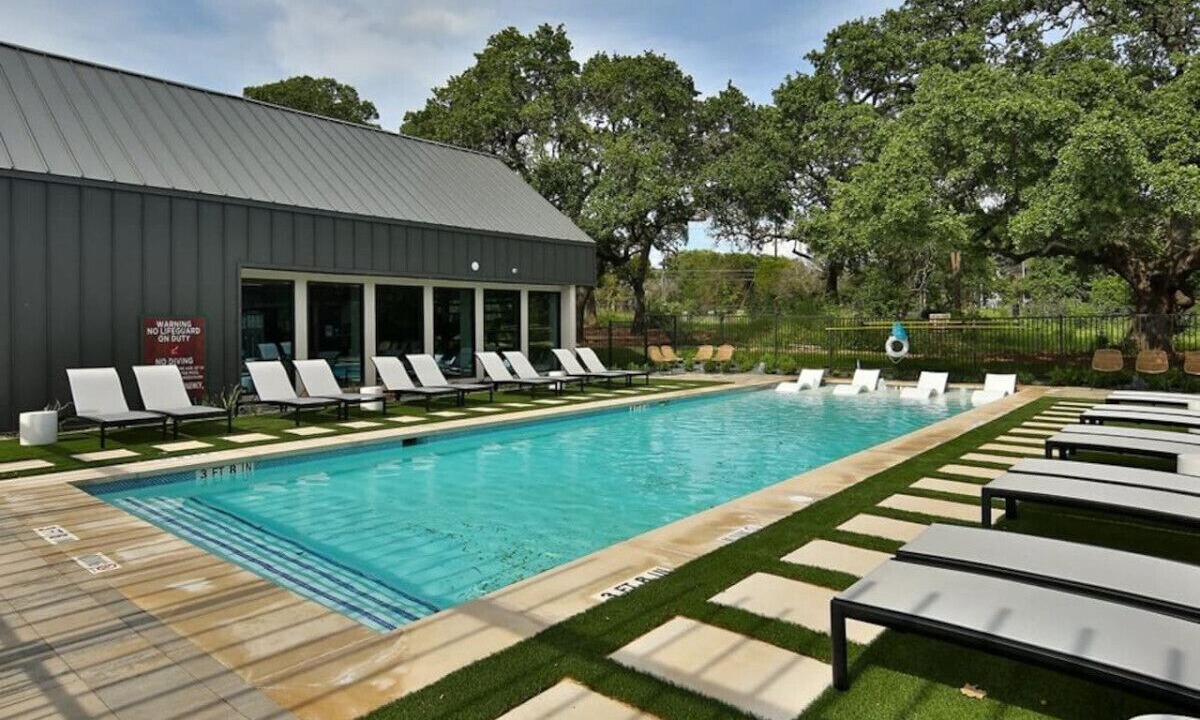 Photo of Outdoor in West Oak Hill