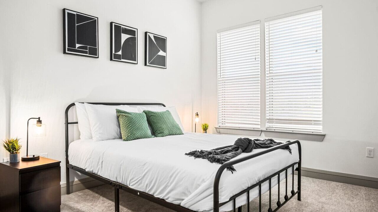 Photo of Bedroom in West Oak Hill