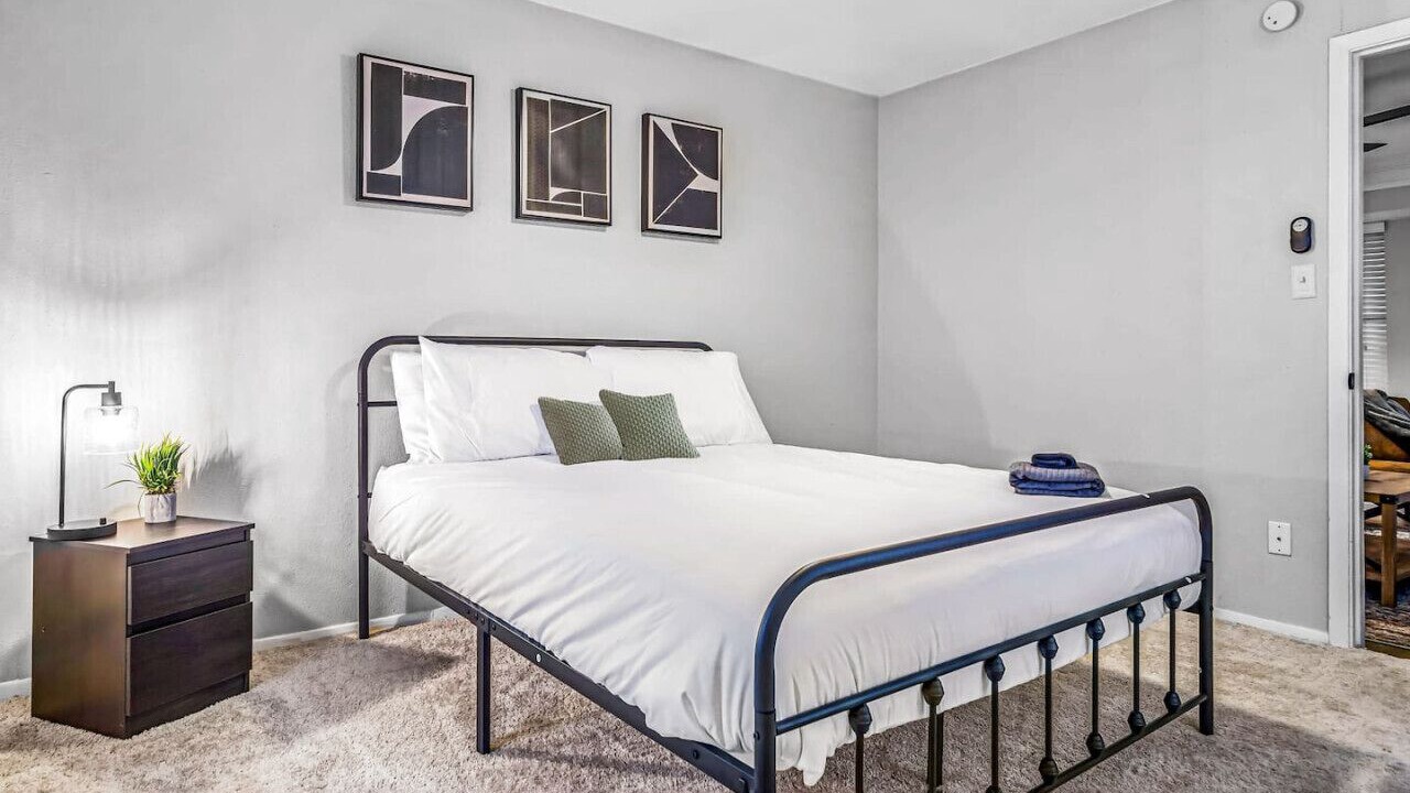 Photo of Bedroom in Brentwood