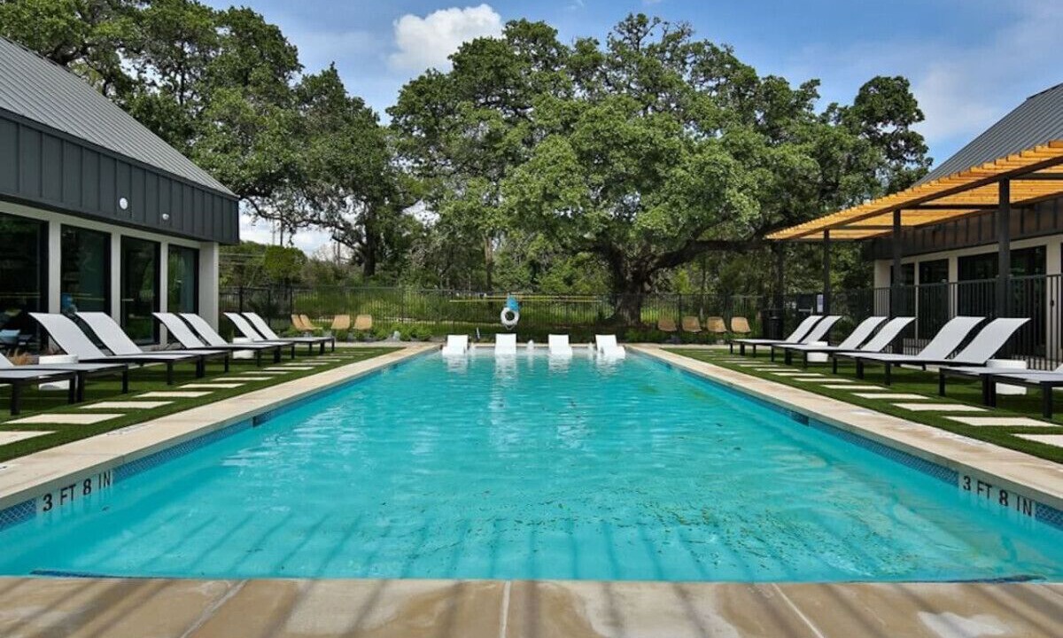 Photo of Outdoor in West Oak Hill