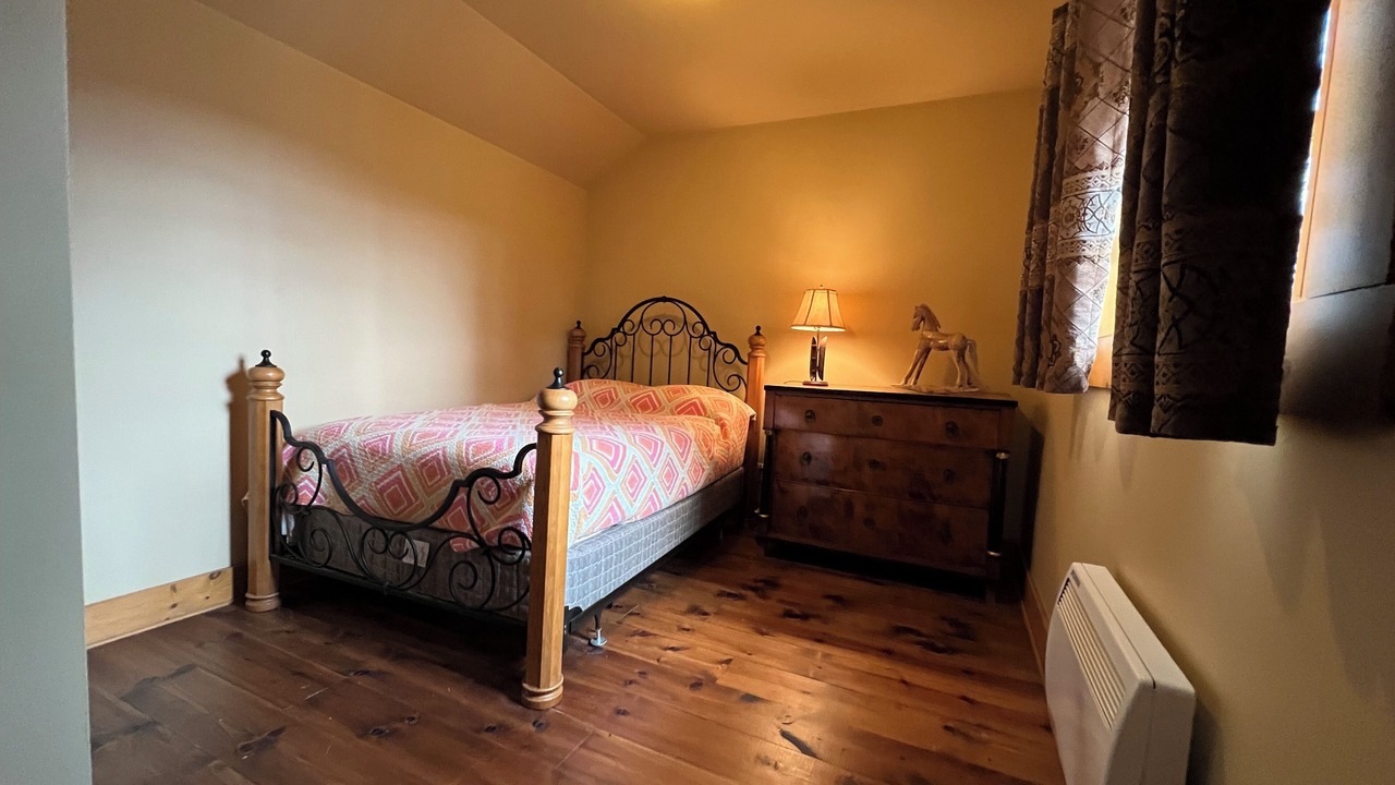 Photo of Bedroom in Wentworth
