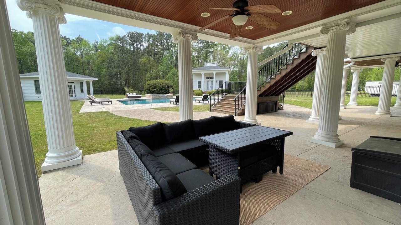 Photo of Patio Balcony in Blands