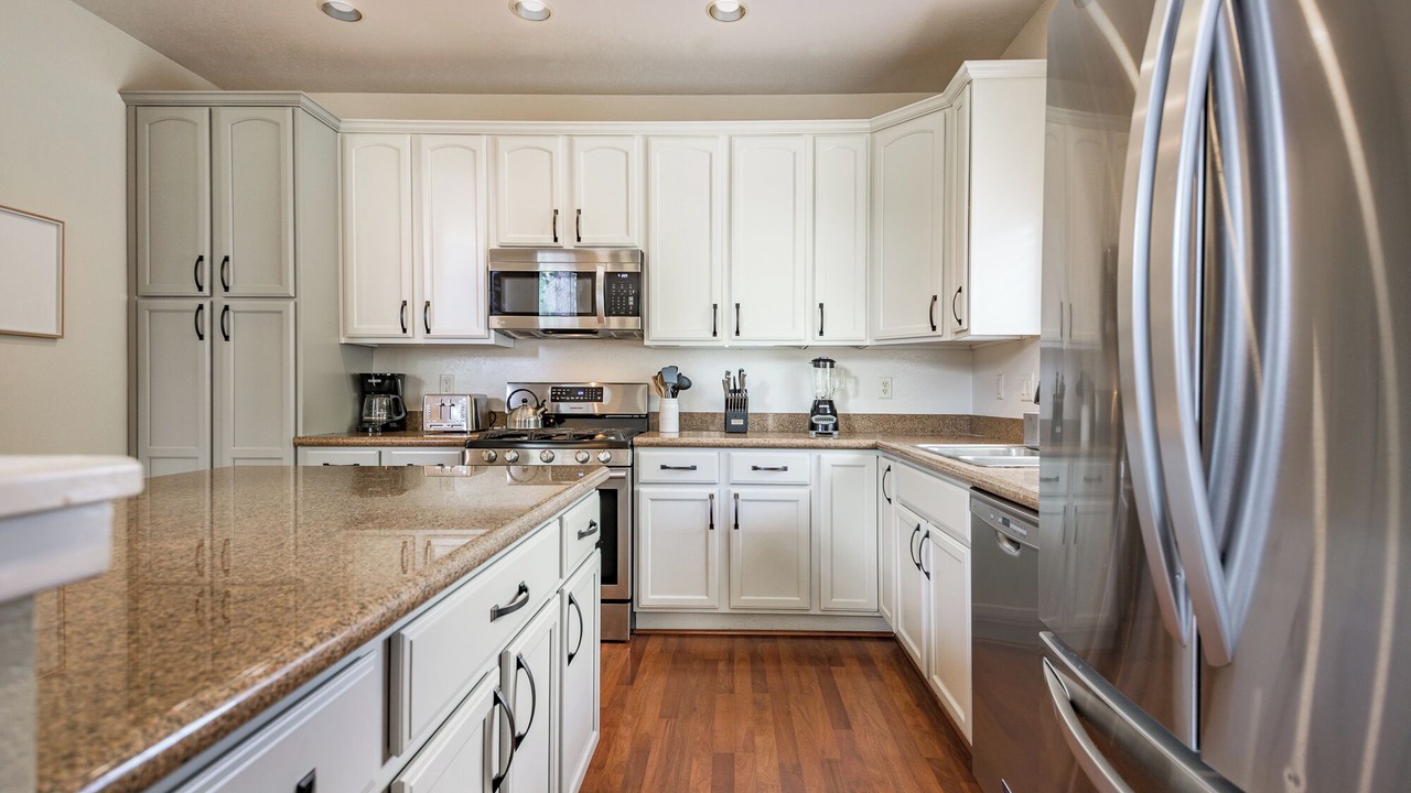 Photo of Kitchen in Ponderosa Trails
