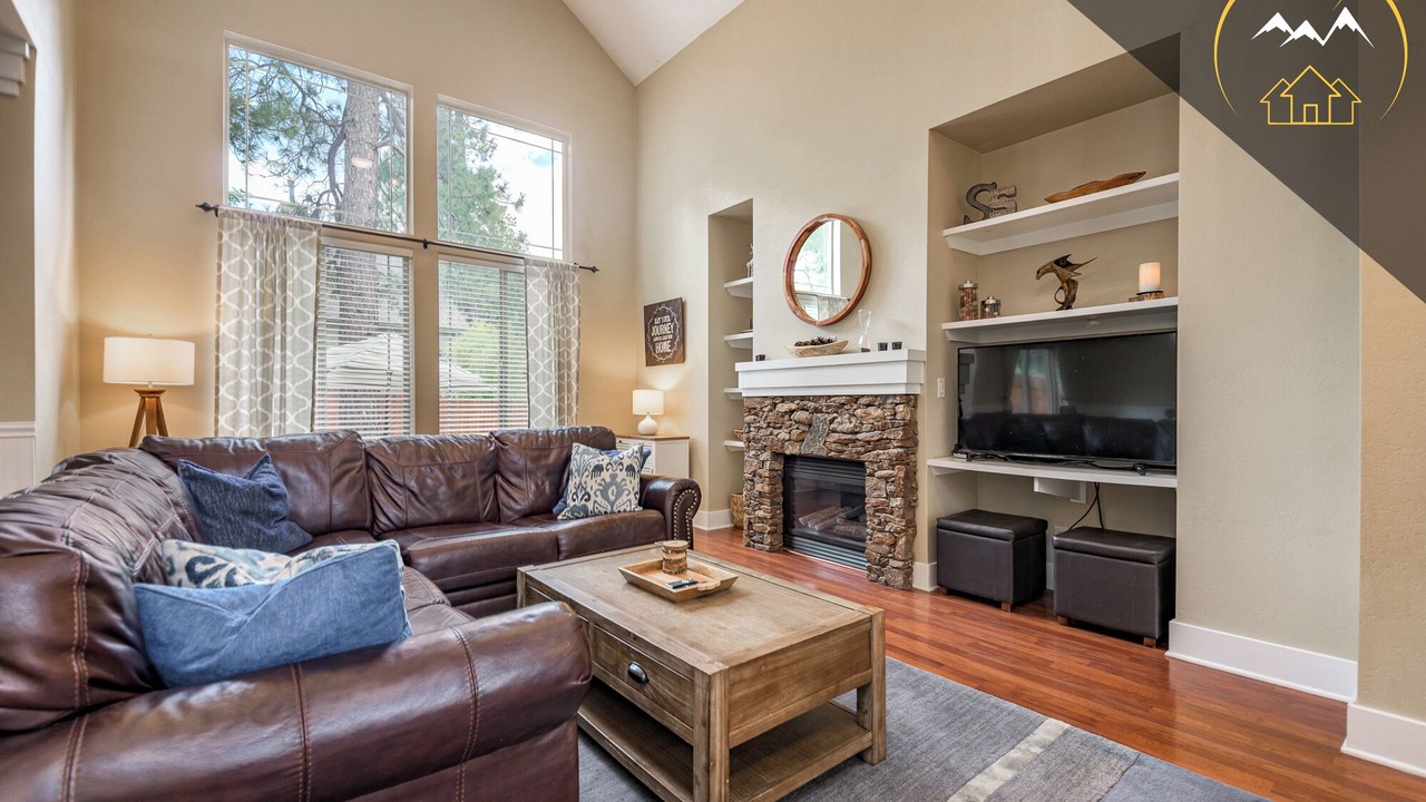 Photo of Livingroom in Ponderosa Trails