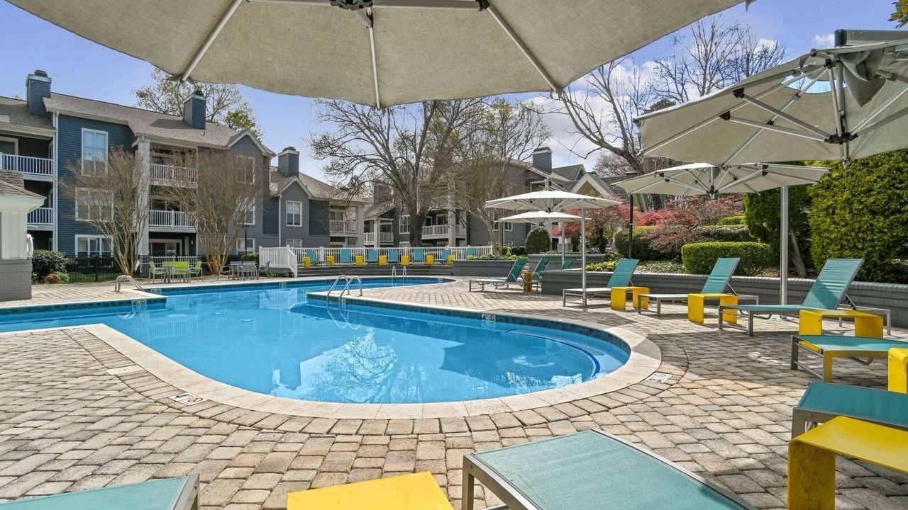 Photo of Outdoor in Beverly Woods
