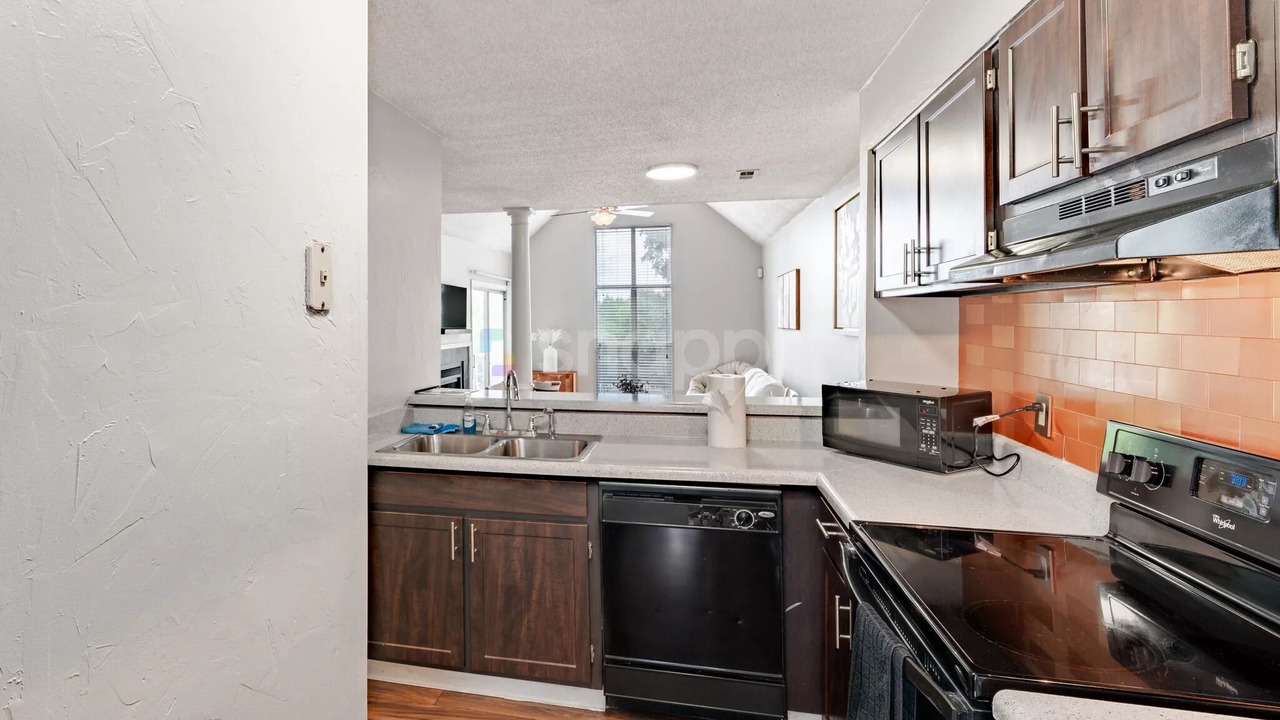 Photo of Kitchen in Beverly Woods