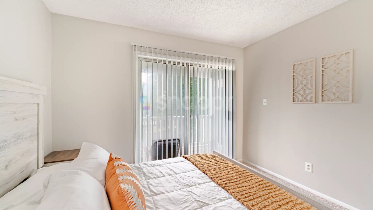 Photo of Bedroom in Beverly Woods