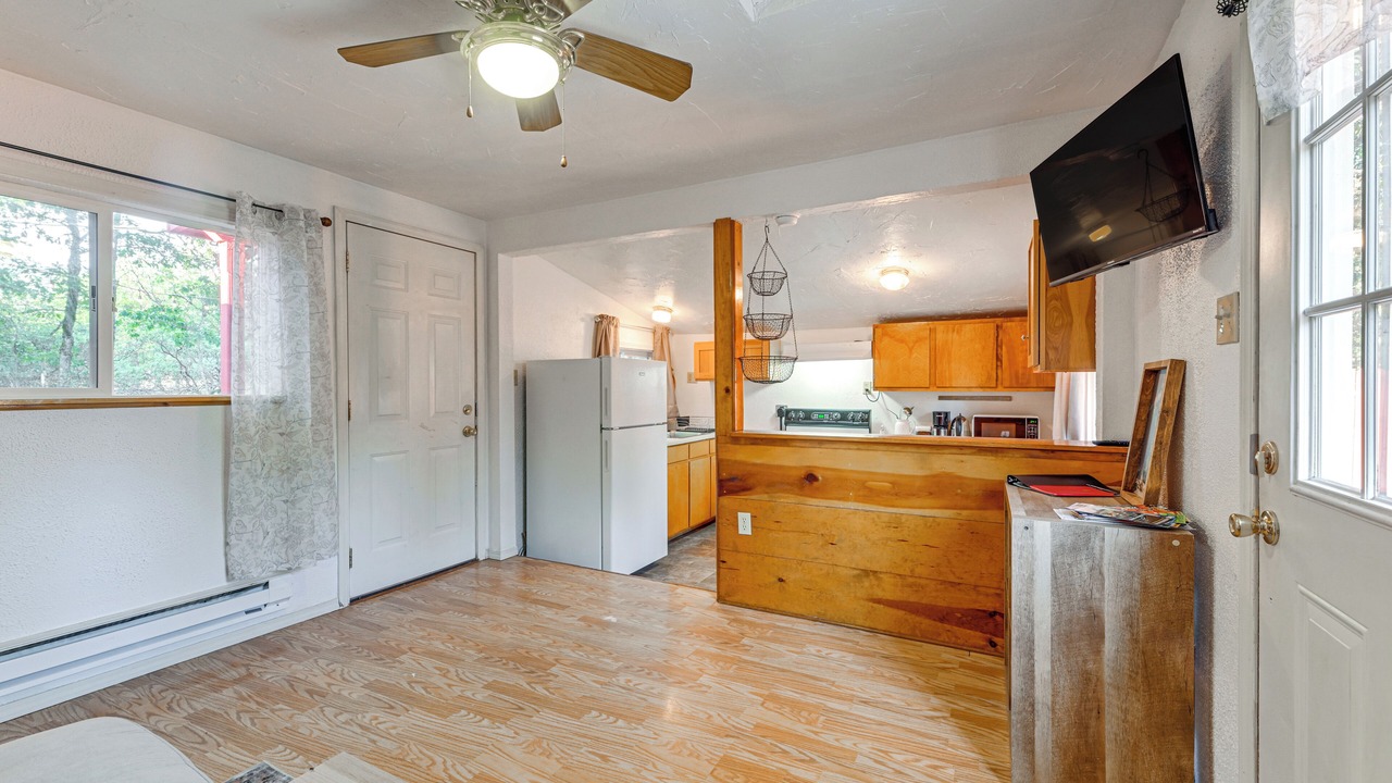 Photo of Others in Grants Pass