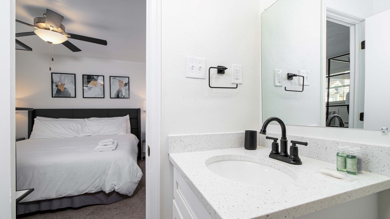 Photo of Bathroom in East Ocean View